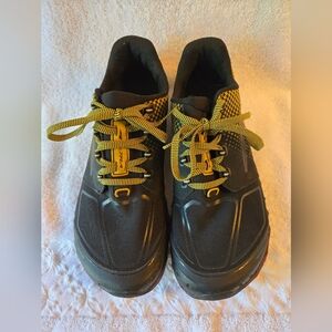 Altra, Men's, Superior 4.5, Trail Running Shoe, Yellow/ Black/ Burgundy, Size 11